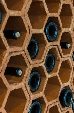 Wine rack with bottles Stock-Fotos