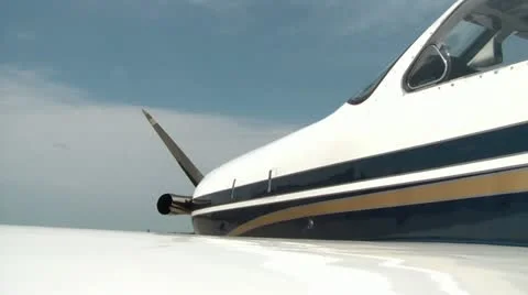 Wing Shot of Prop Plane 스톡 동영상 12616556