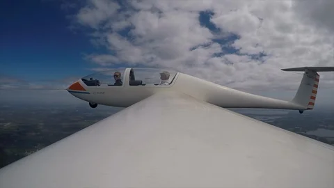 Wing view flying the glider plane Video stock 108592401