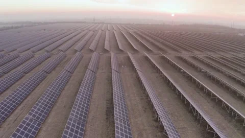 Winter and solar panels Stock-Footage 171186058