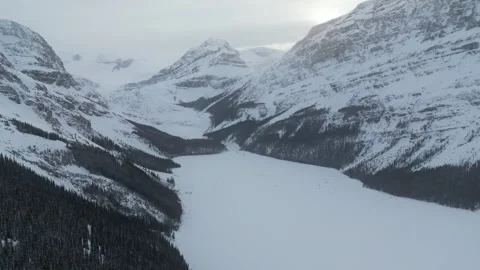 Winter in Banff Canada 9 스톡 동영상 332071678