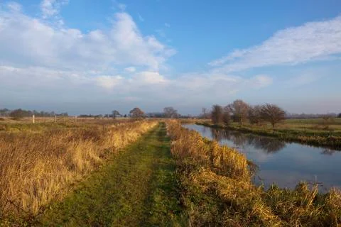 Winter canal towpath Foto stock