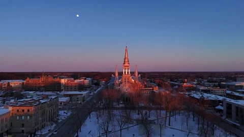 Winter Cityscape in Canada at Sundown Flyover Vídeo Stock 337734179
