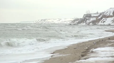 Winter coast. Slow motion. 스톡 동영상 52935365