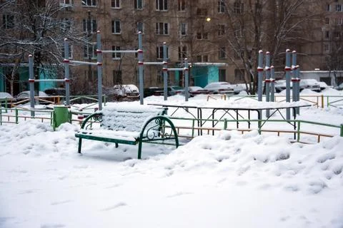 Winter, courtyards covered with snow. The problem of snow removal in the city Stock-Fotos