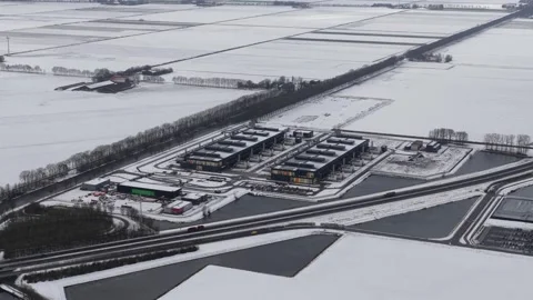 Winter Datacenter Internet Infrastructure Aerial Vídeos de archivo 330187092