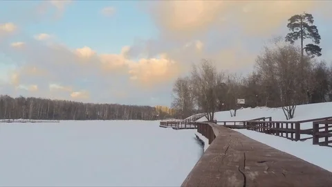 Winter day on a river timelapse 스톡 동영상 79814841