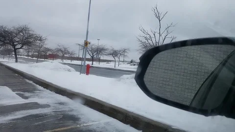 Winter day through a car window 動画素材 85153692