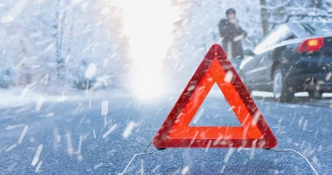 Winter Driving Cinemagraph - car breakdown on a mountain road Stock-Footage 99338078