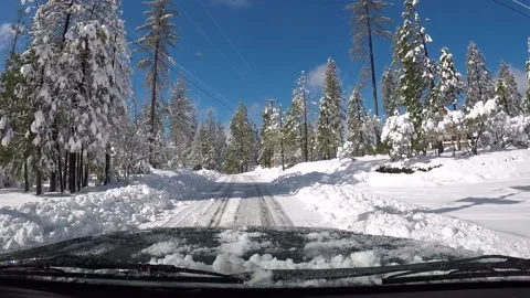 Winter driving Vídeos de archivo 151722810
