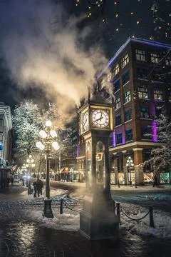 Winter evening at clock tower Stockfoto's
