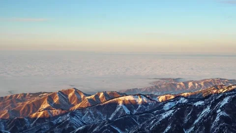Winter evening in the mountains Stockbeeldmateriaal 148202332