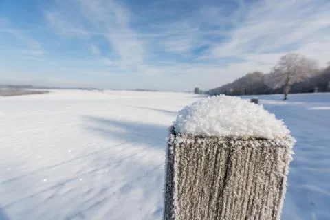 Winter fence post Fotos de archivo