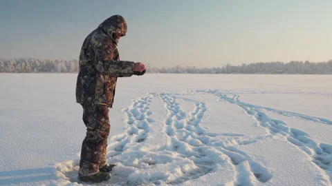 Winter fishing Видео 146328531
