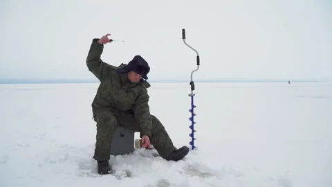 Winter fishing Видео 147139825