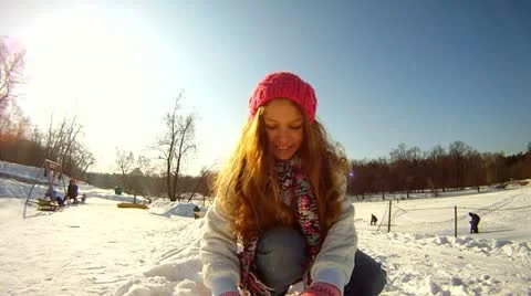 Winter   girl 動画素材 10827917