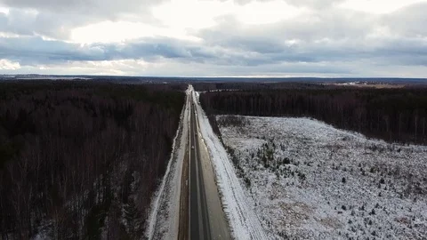 Winter highway in the woods.Drone 3 Vídeos de archivo 123797282