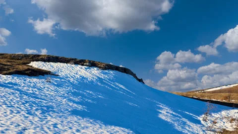 Winter hill landscape time lapse scene Video stock 267957200