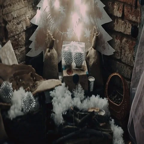 Winter home decor. Christmas rustic interior. Farmhouse decoration Vidéo 69615944