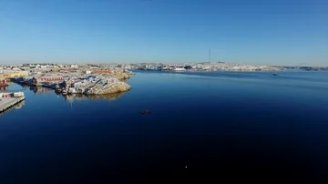 Winter kayaking Stock Footage 85467549