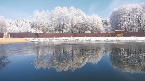 Winter on the lake Stock-Footage 101740319