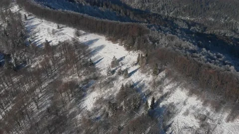 Winter landscape and mountain path near Jaworzyna Kokuszczanska summit Stock Footage 146152479