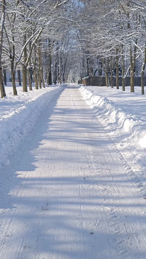 Winter landscape around a walk along the path Видео 327142397