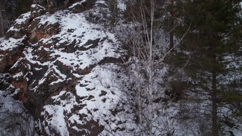Winter landscape, flight over mountains 库存影片 170066855
