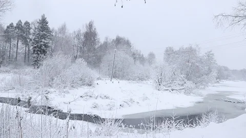 Winter landscape, nature in the snow, falling snow video Video stock 106566694