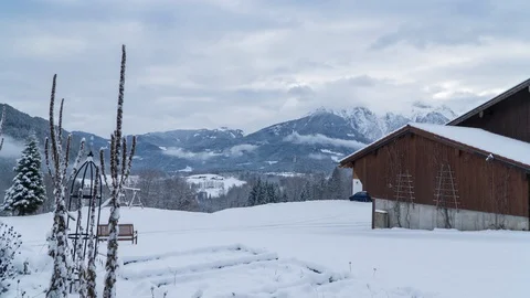 Winter Mountain House Timelapse ﻿ Vidéo 88709367