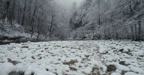 Winter mountain river Stock Footage 85434761