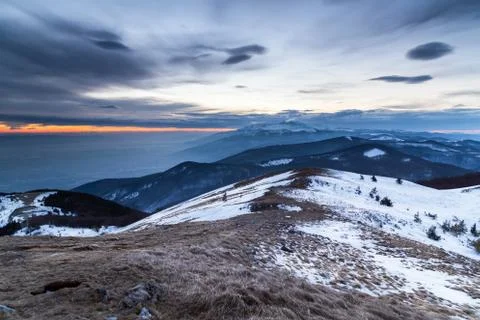 Winter mountain at sunset Stock-Fotos