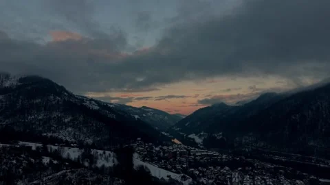 Winter mountain town at dusk Stock Footage 329490988