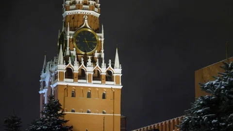 Winter night view of Spasskaya Tower Stock Footage 100291324