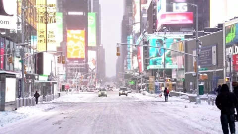 Winter in NYC. Blizzard in Manhattan. Vidéo 148162786