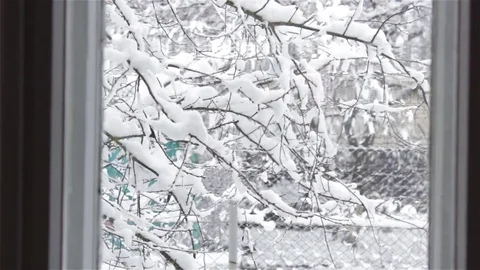 Winter outside the window Vídeos de archivo 84670577