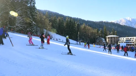 Winter panoramic shot of a slope Video stock 46126604