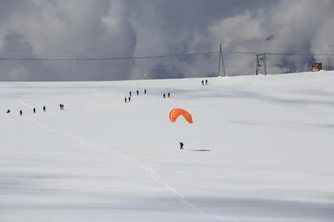 Winter paragliding Stock-Fotos