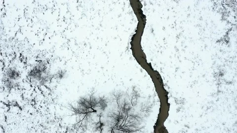 Winter River Flyover | 4K Drone Aerial Vídeos de archivo 145179502