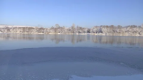 Winter river, snow on the beach. Stock Footage 83081956