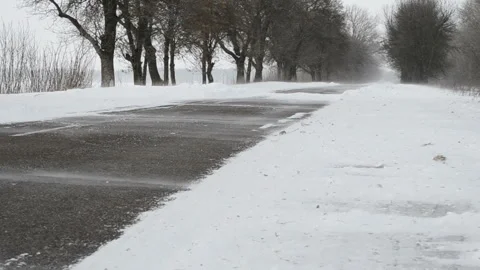 Winter road with lots of snow. Stock-Footage 101027532