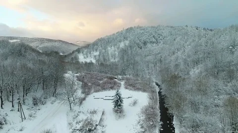 Winter  Snow covered mountains Stockbeeldmateriaal 71224555