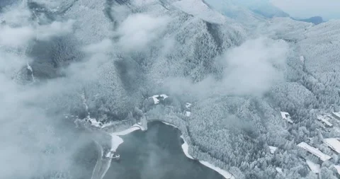 Winter snow scene in Mountain Lu National Park Scenic Area Stock Footage 260107624