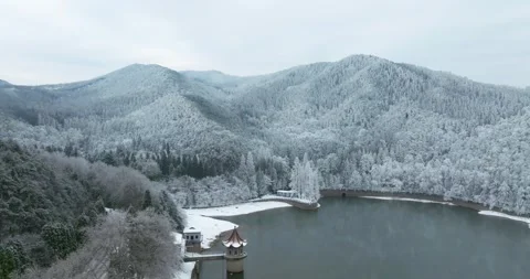 Winter snow scene in Mountain Lu National Park Scenic Area Stock Footage 260107887