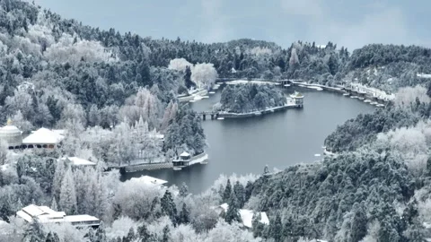 Winter snow scene in Mountain Lu National Park Scenic Area Stock Footage 260108222