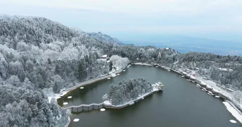 Winter snow scene in Mountain Lu National Park Scenic Area Stock Footage 260108245