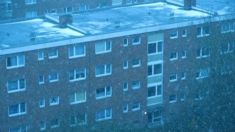 Winter snowfall in the city Stock Footage 83368290