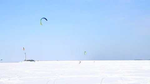 Winter Snowkiting on the ice lake Stock-Footage 41309583