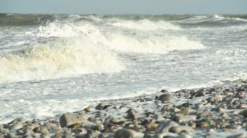 Winter storm batters North Welsh beach Video stock 72479187