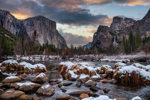 Winter Sun Setting on the Valley View Point, Yosemite National Park, California Stock Photos